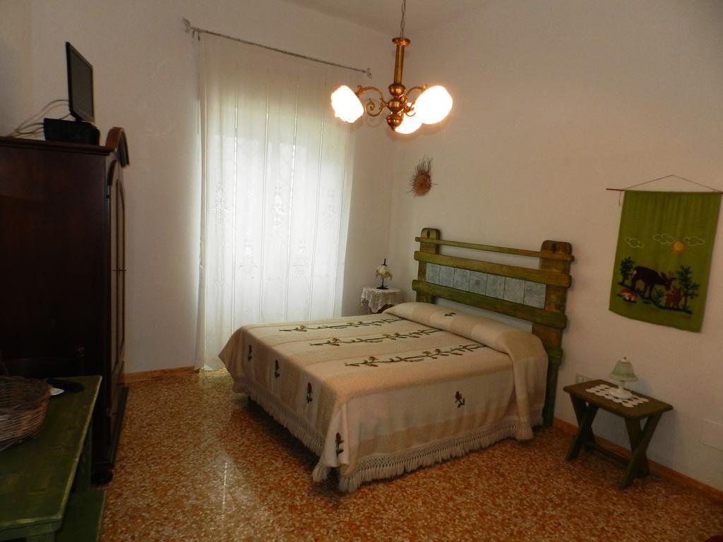 Casa Corte Con Terrazza Taviano  Extérieur photo