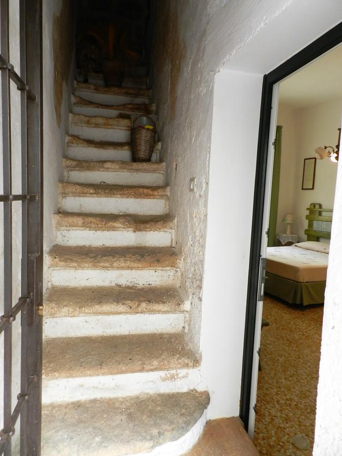 Casa Corte Con Terrazza Taviano  Extérieur photo