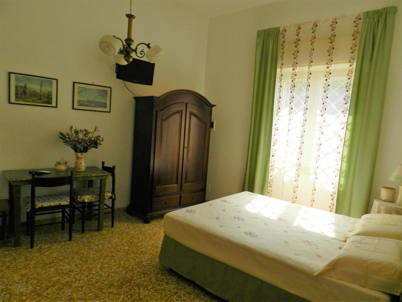 Casa Corte Con Terrazza Taviano  Extérieur photo